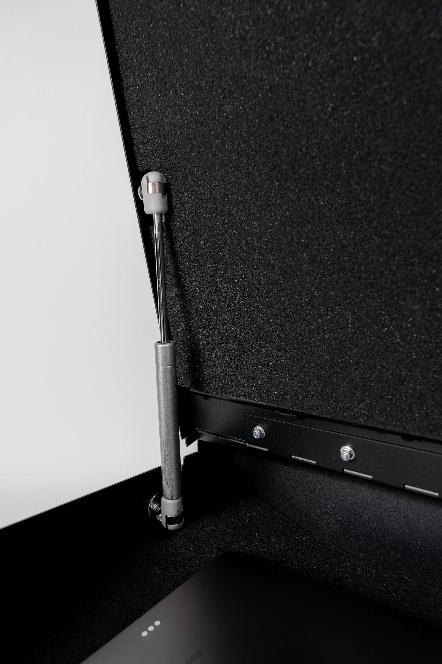 BoostedSafe Elite: Fingerprint, Key & Digital Combo